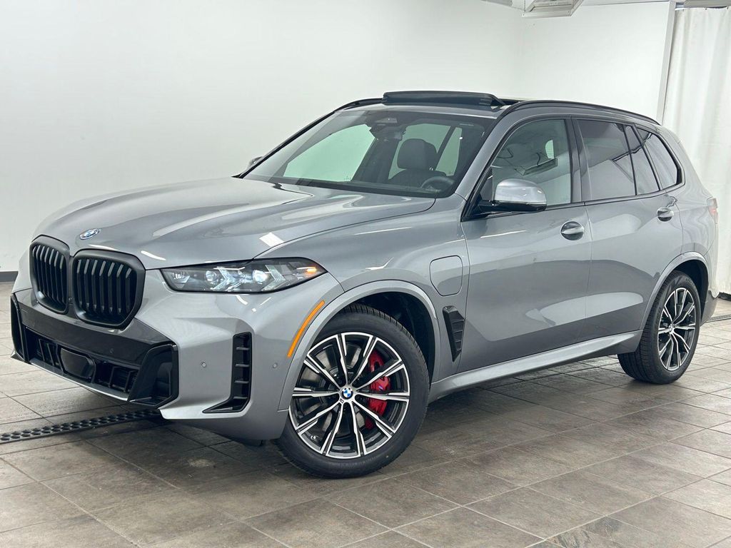 New 2026 BMW X5 PHEV xDrive50e