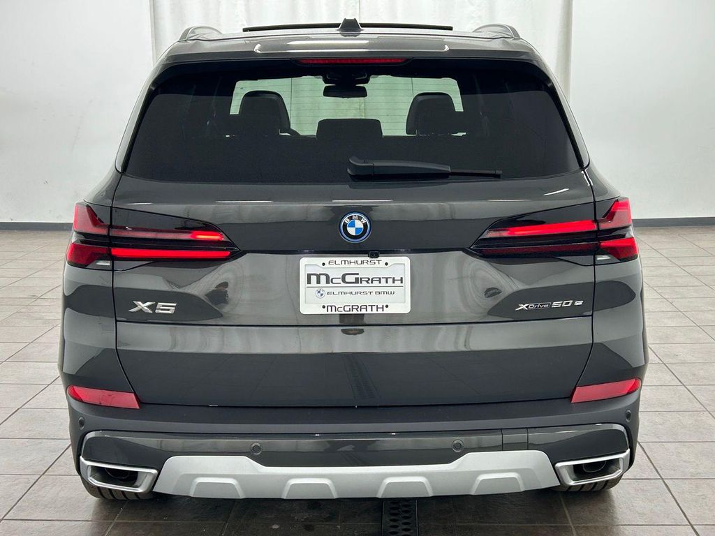 صورة 5 لـ 2026 BMW X5 PHEV XDRIVE50E