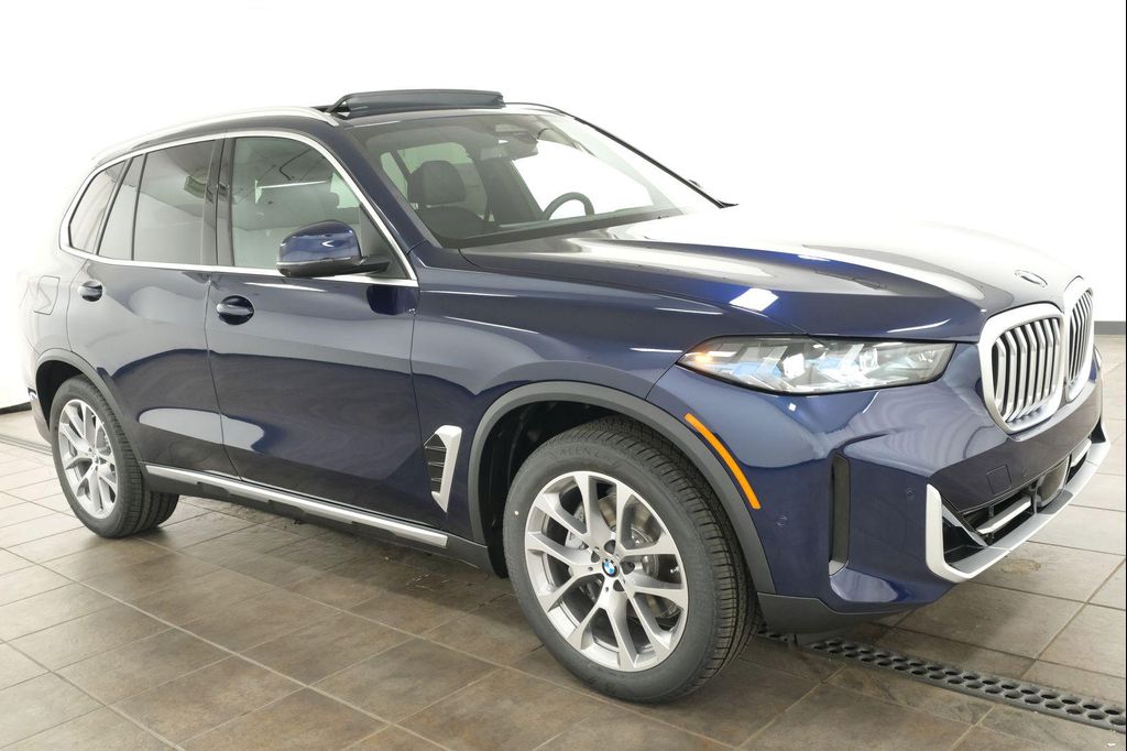 صورة 9 لـ 2026 BMW X5 XDRIVE40I