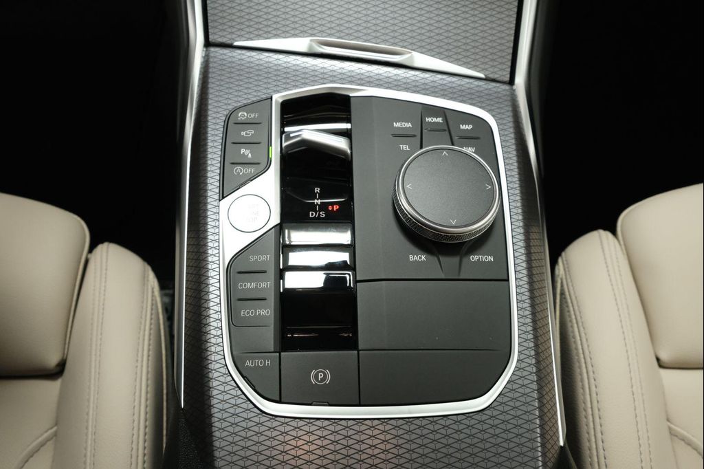 صورة مصغرة 22 لـ 2026 BMW 330 XDRIVE NA