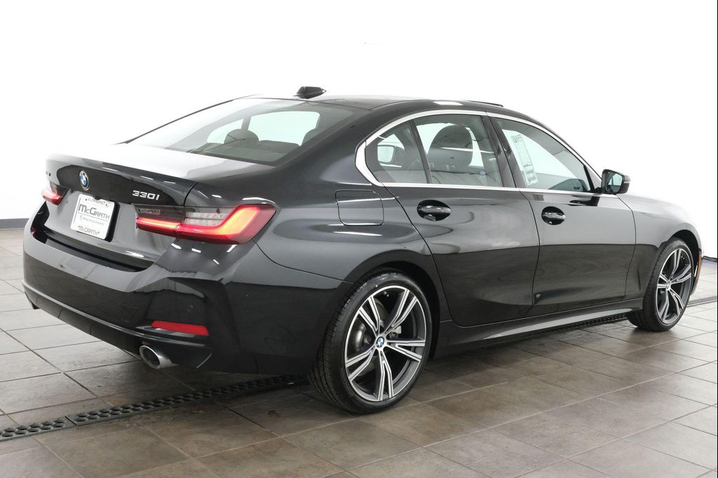2024 BMW 330 XDRIVE — миниатюра 5