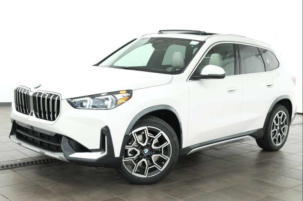 New 2026 BMW X1 xDrive28i