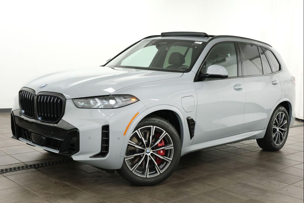 New 2026 BMW X5 PHEV xDrive50e