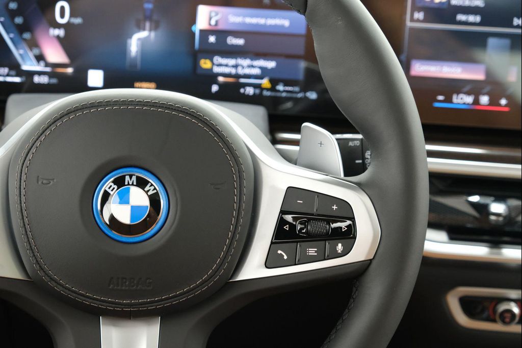 2026 BMW X5 PHEV XDRIVE50E thumbnail 19