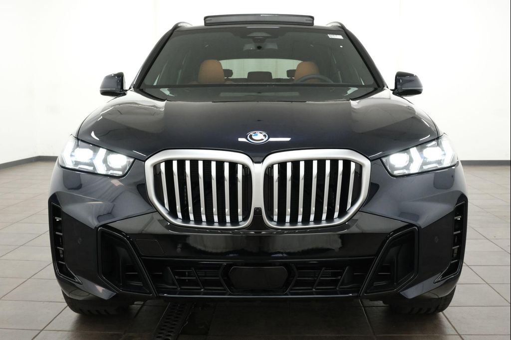 2026 BMW X5 PHEV XDRIVE50E thumbnail 11