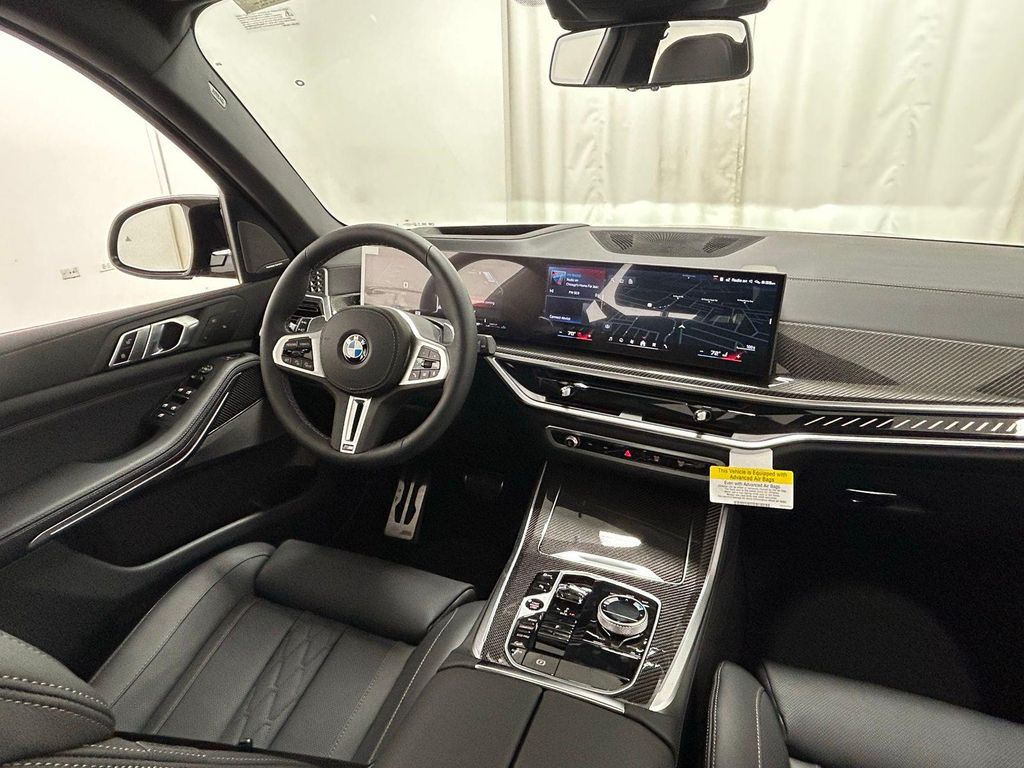 2026 BMW X5 M60I — миниатюра 15