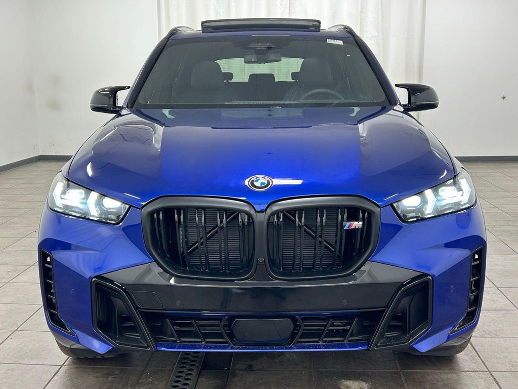 2026 BMW X5 M60I — миниатюра 11