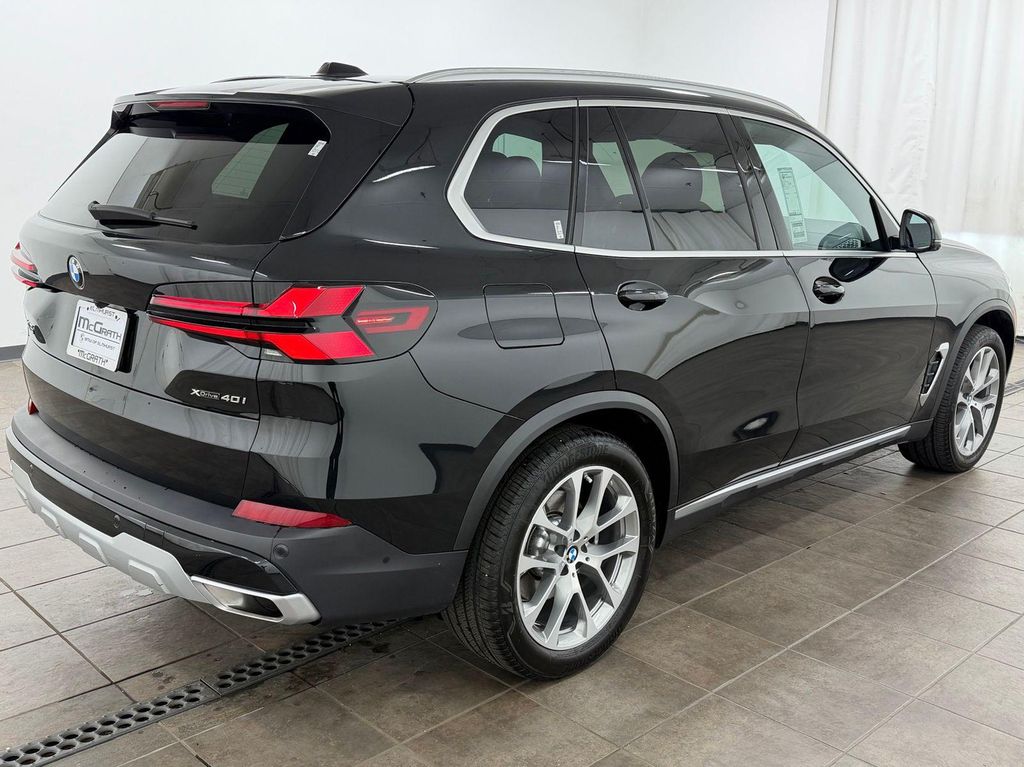 صورة 5 لـ 2024 BMW X5 XDRIVE40I
