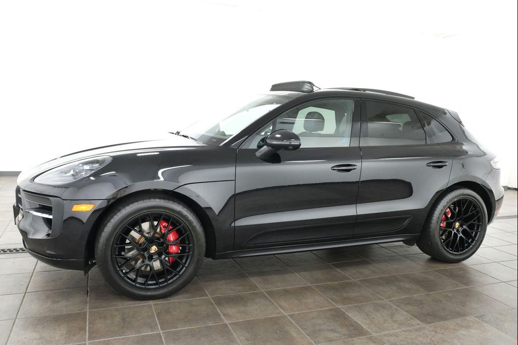 صورة 3 لـ 2021 Porsche MACAN MACAN GTS