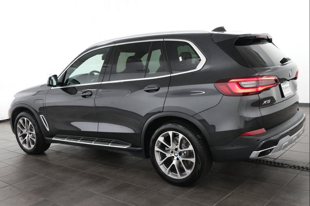 صورة 3 لـ 2021 BMW X5 PHEV XDRIVE45E