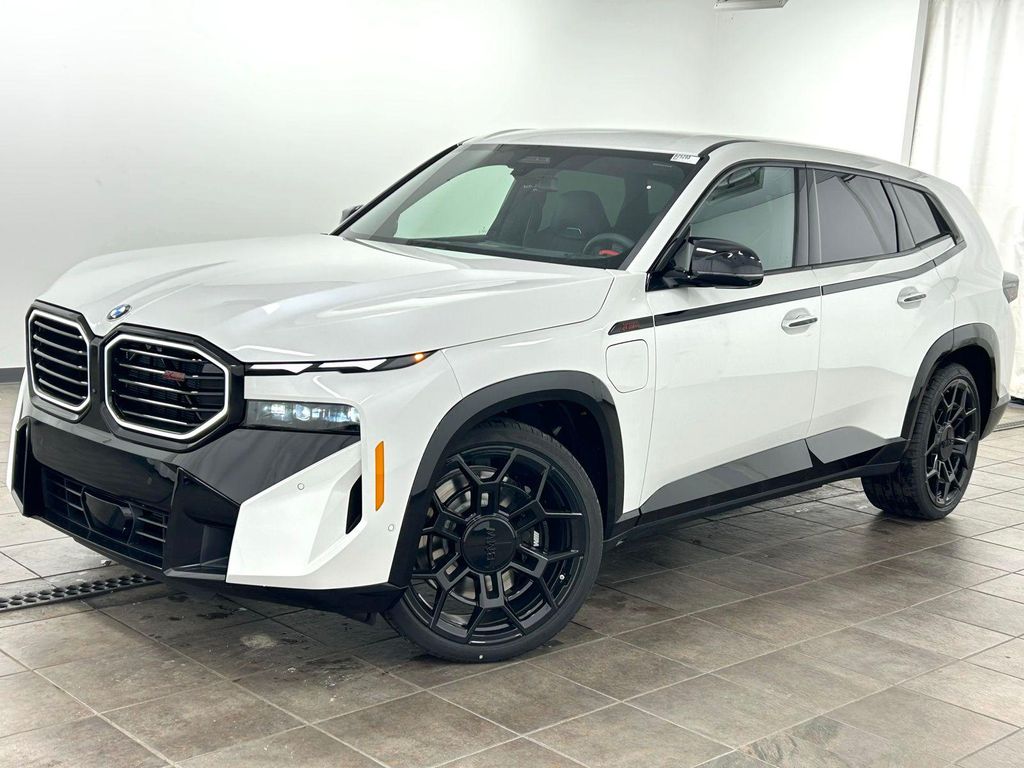 New 2026 BMW XM Label