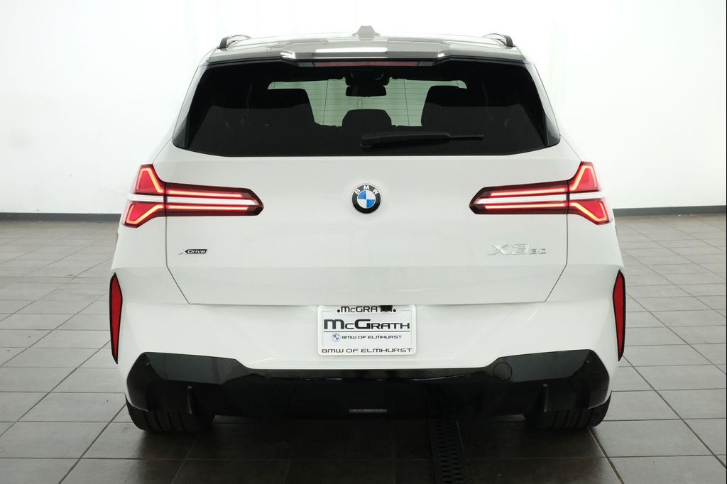 صورة 5 لـ 2026 BMW X3 30 XDRIVE