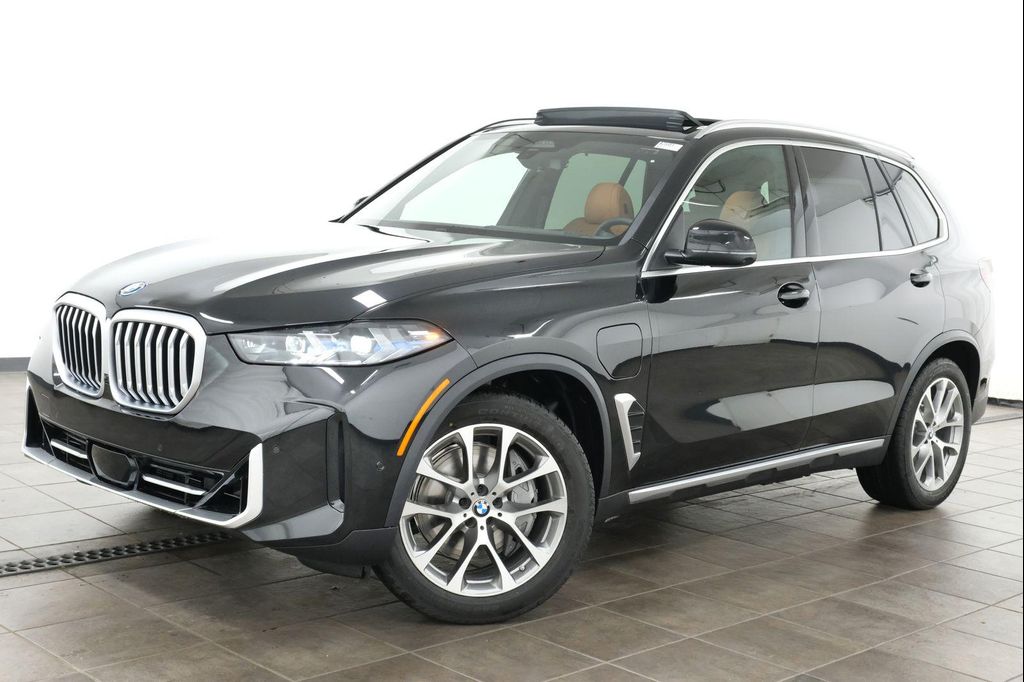 New 2026 BMW X5 PHEV xDrive50e