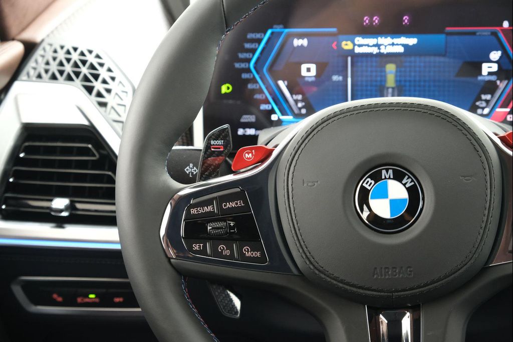 2026 BMW XM LABEL — миниатюра 18