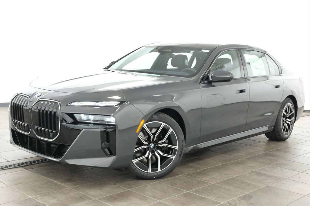 New 2026 BMW 760 xDrive