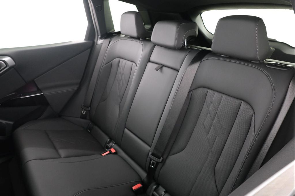 صورة مصغرة 34 لـ 2026 BMW X3 M50 XDRIVE