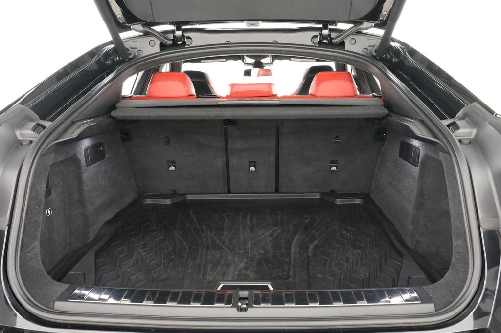 صورة مصغرة 41 لـ 2024 BMW X6 M BASE