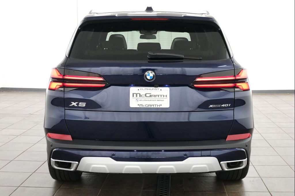 صورة 5 لـ 2026 BMW X5 XDRIVE40I