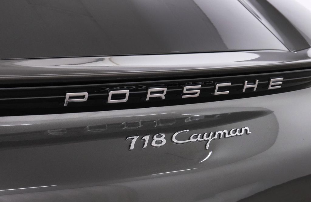 صورة 5 لـ 2021 Porsche 718 CAYMAN T