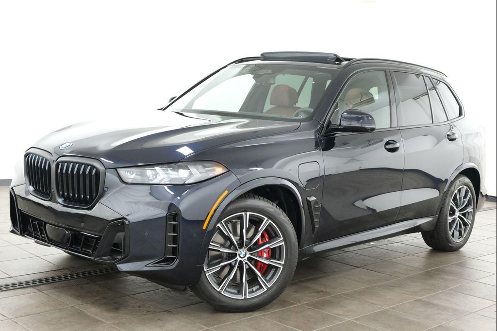 New 2026 BMW X5 PHEV xDrive50e