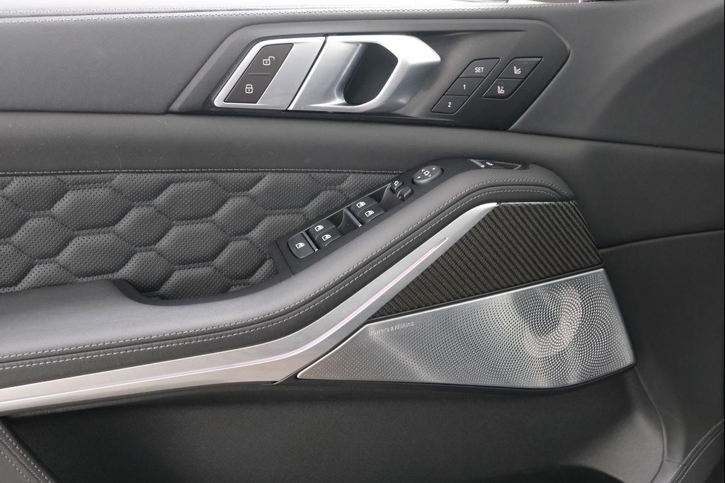 2024 BMW X5 M BASE — миниатюра 26