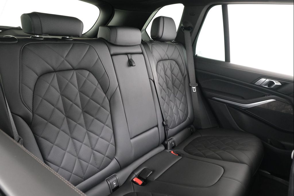 2024 BMW X5 XDRIVE40I — миниатюра 40