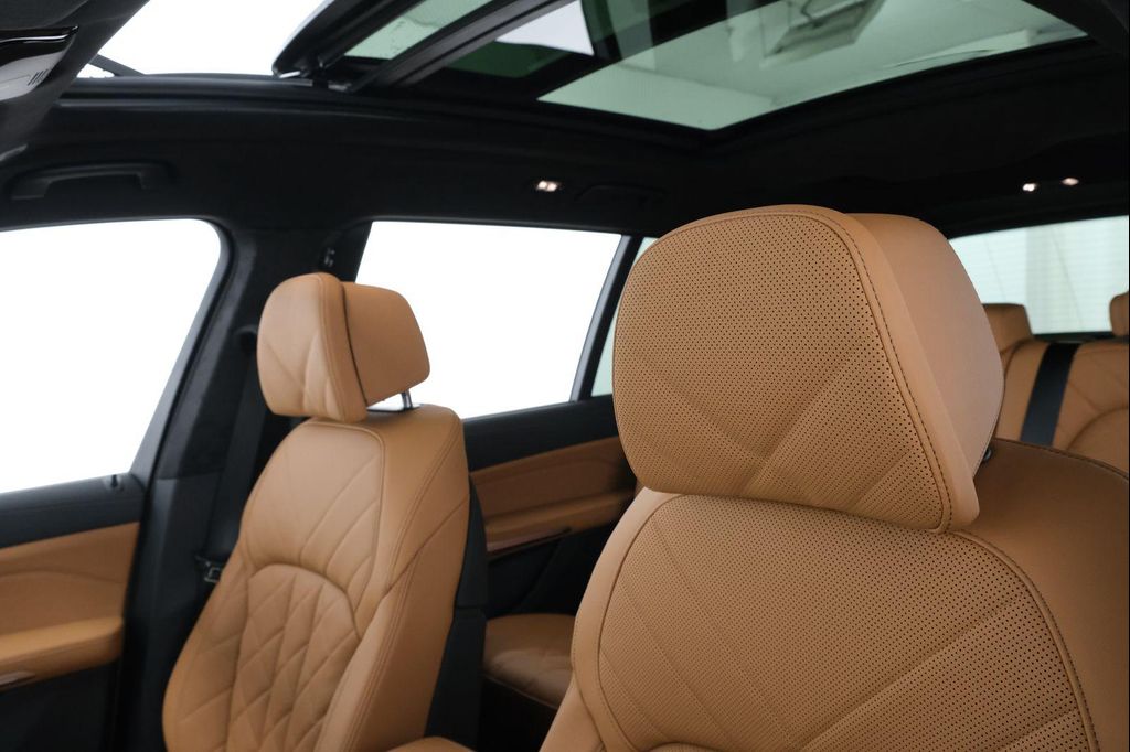 2027 BMW X7 XDRIVE40I 缩略图 28