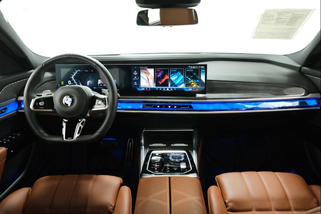 2025 BMW 760 XDRIVE — фото 9