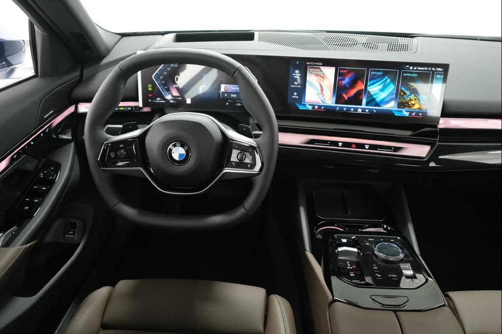 2027 BMW 530 XDRIVE 缩略图 12