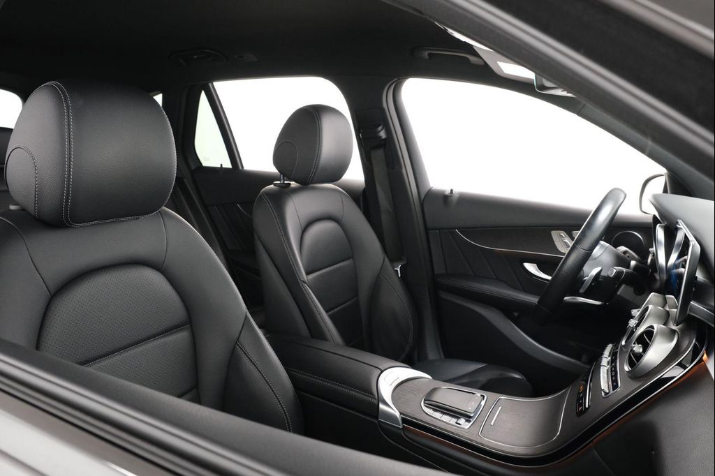 2022 Mercedes-BENZ GLC — миниатюра 42