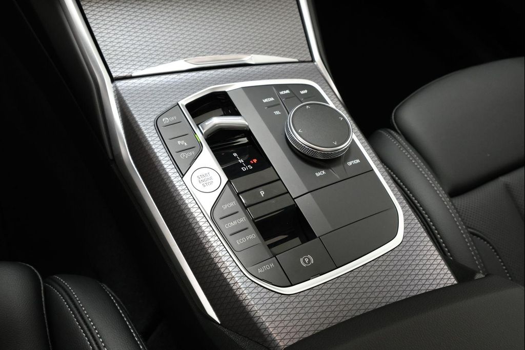 2026 BMW 330 XDRIVE NA 缩略图 21