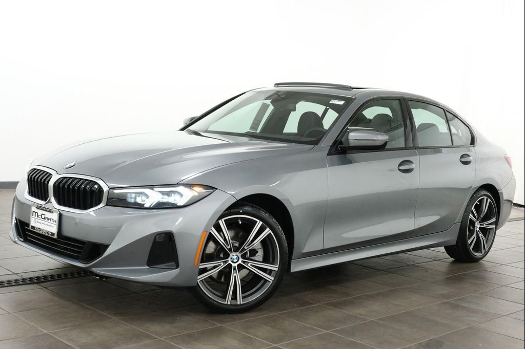 صورة 1 لـ 2023 BMW 330 XDRIVE