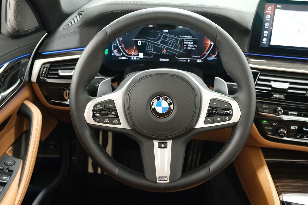 صورة مصغرة 12 لـ 2023 BMW 540 I XDRIVE