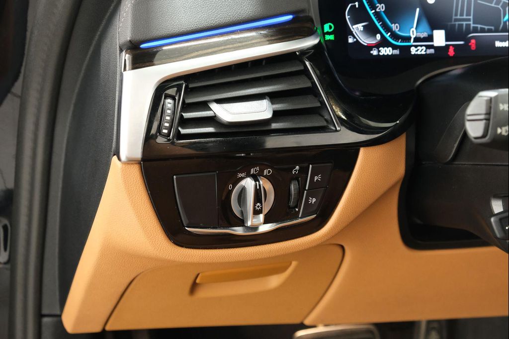 صورة مصغرة 27 لـ 2023 BMW 540 I XDRIVE