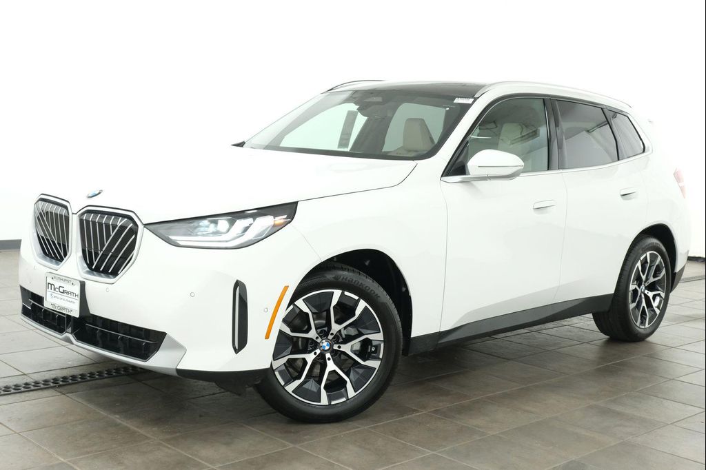 صورة 1 لـ 2026 BMW X3 30 XDRIVE
