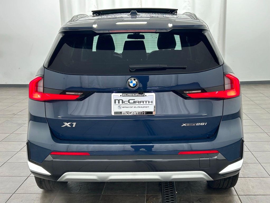 BMW X1 XDRIVE28I - 4