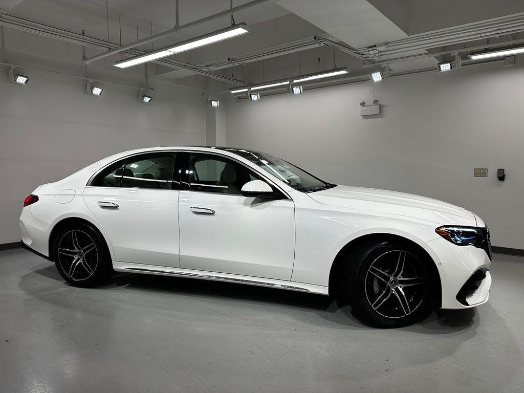 2026 Mercedes-BENZ E-CLASS 缩略图 13