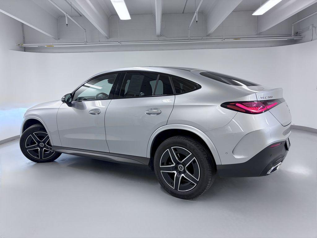 صورة 8 لـ 2024 Mercedes-BENZ GLC