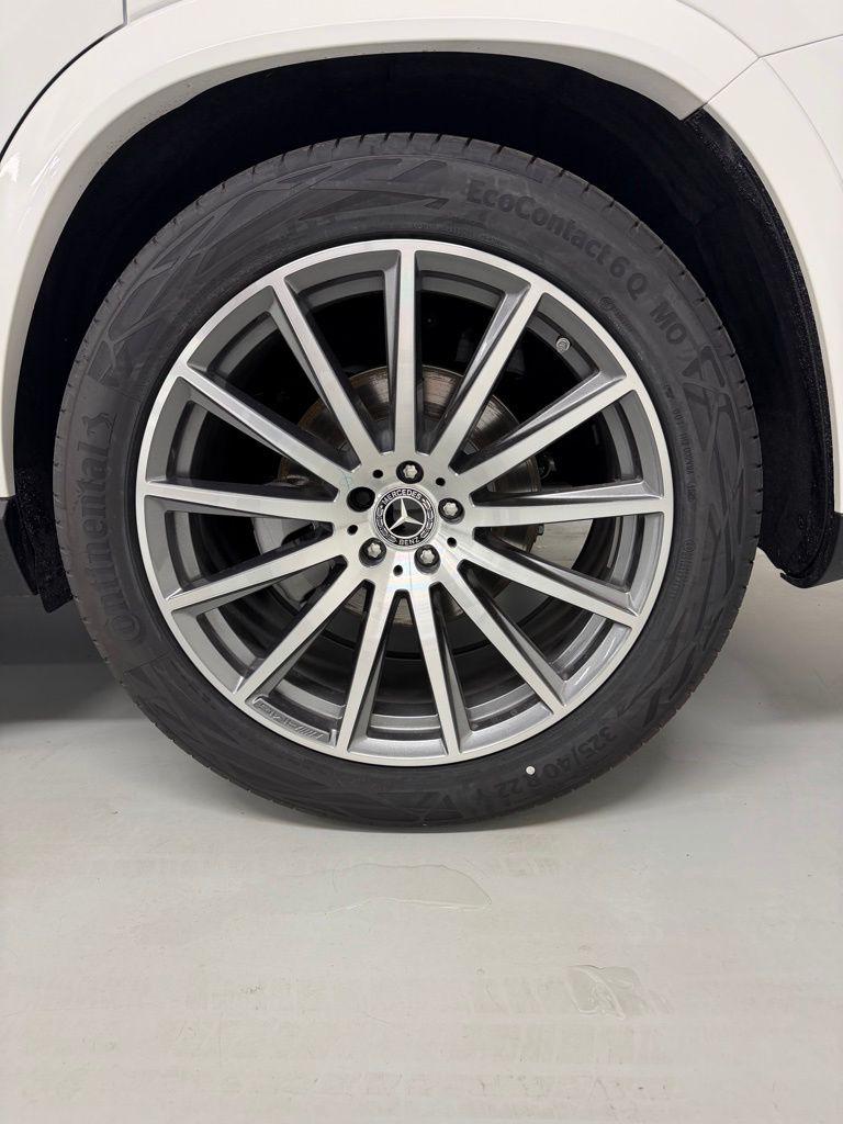 2026 Mercedes-BENZ GLS 照片 9
