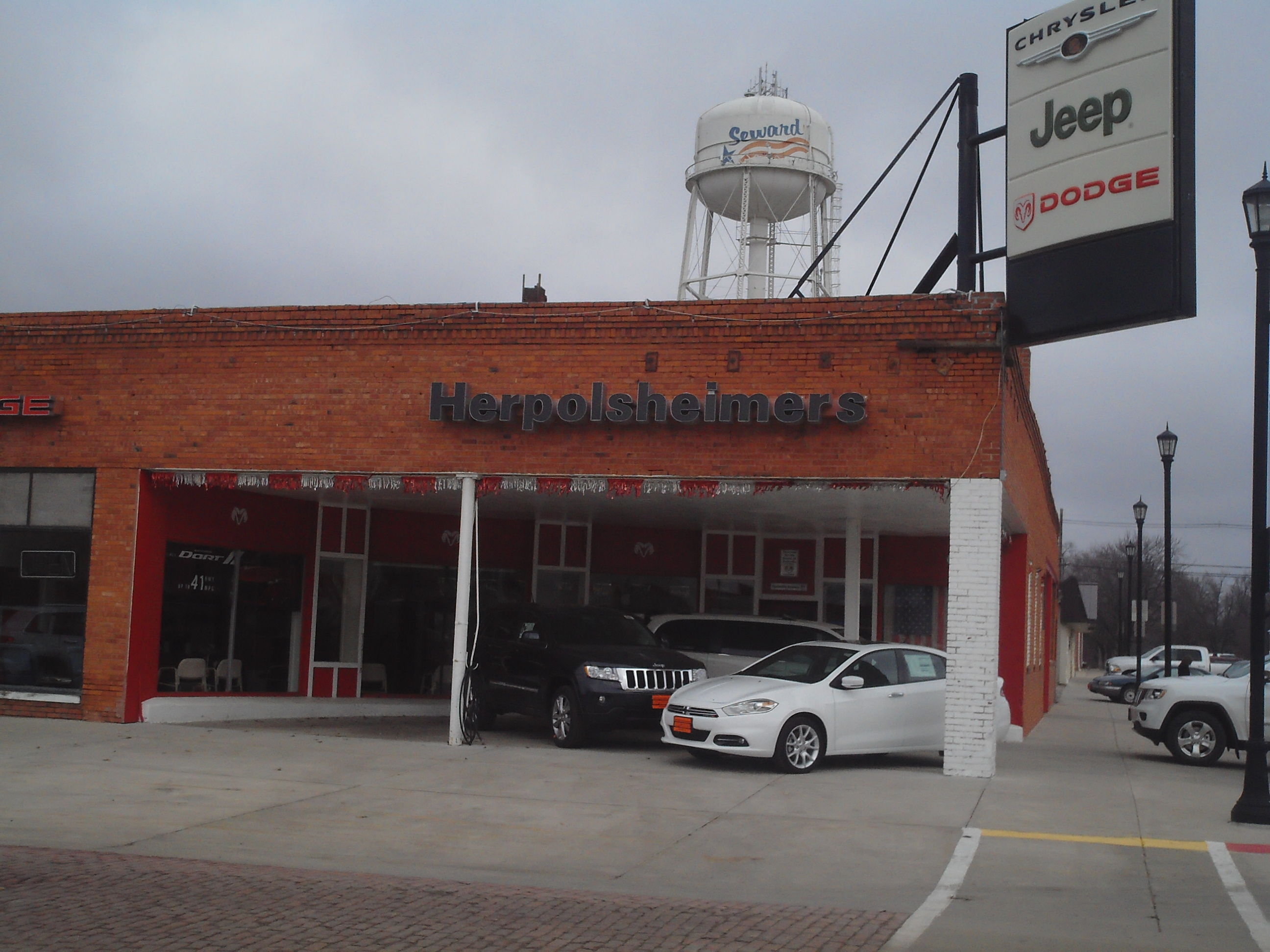 Herpolsheimers Chrysler Dodge Jeep Ram Seward, NE