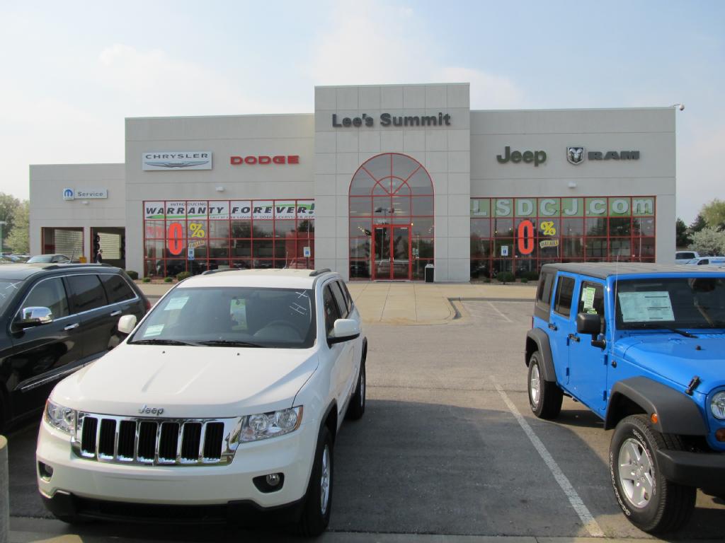Lee's Summit Dodge Chrysler Jeep RAM - Lees Summit, MO 