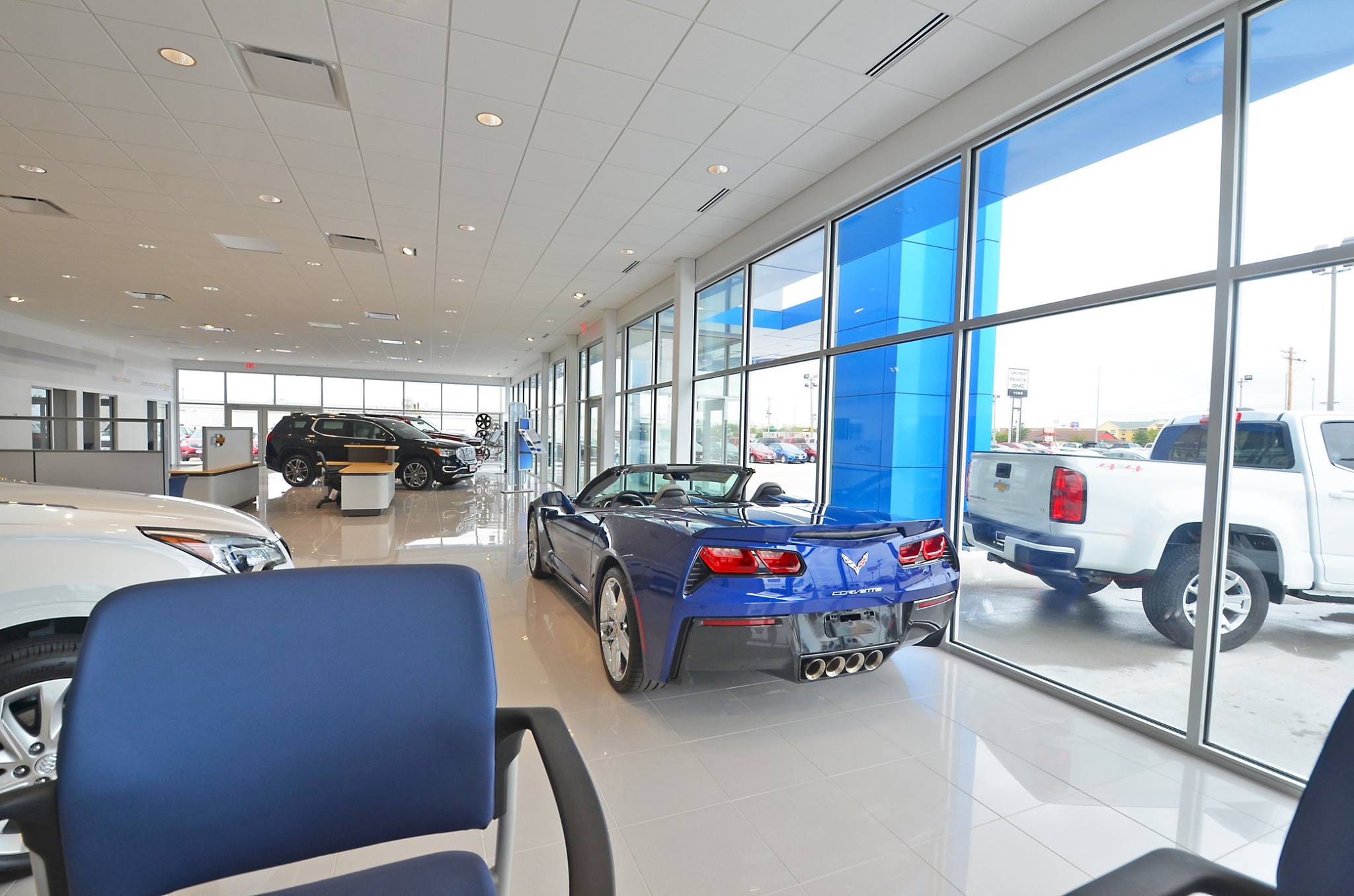 Yemm Chevrolet Buick GMC Galesburg, IL