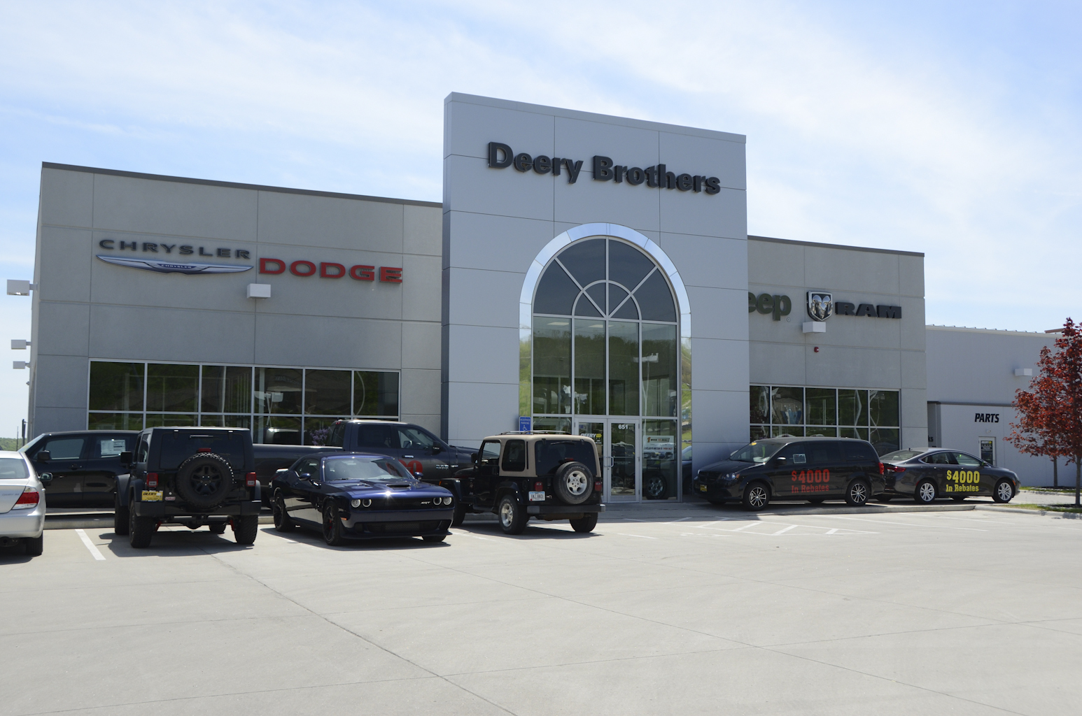 Deery Brothers Chrysler Dodge Jeep Ram of Iowa City - Iowa City, IA ...