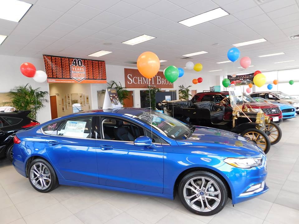 Schmit Bros. Ford Saukville, WI