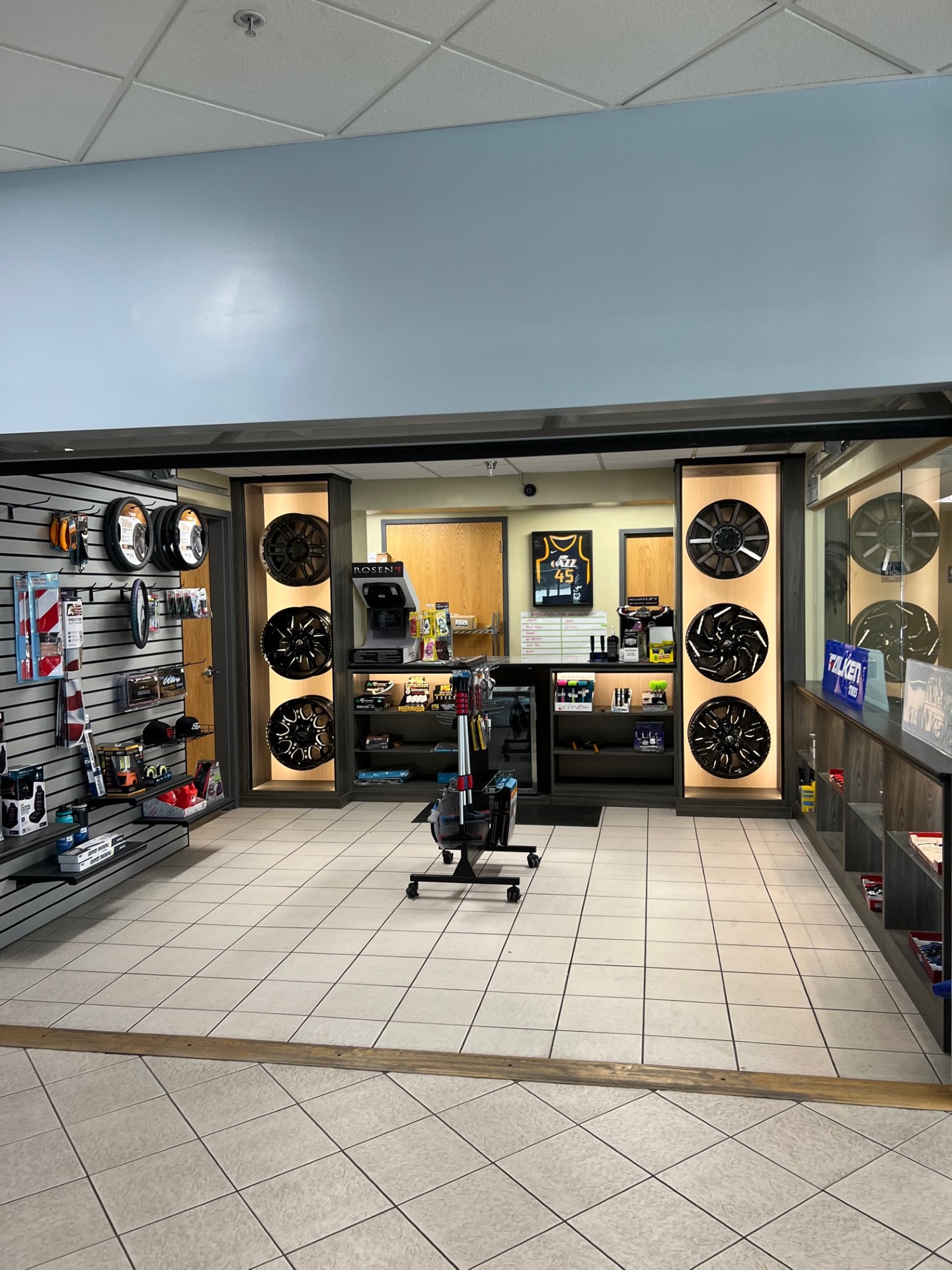 Larry H. Miller Used Car Supermarket Sandy Sandy, UT