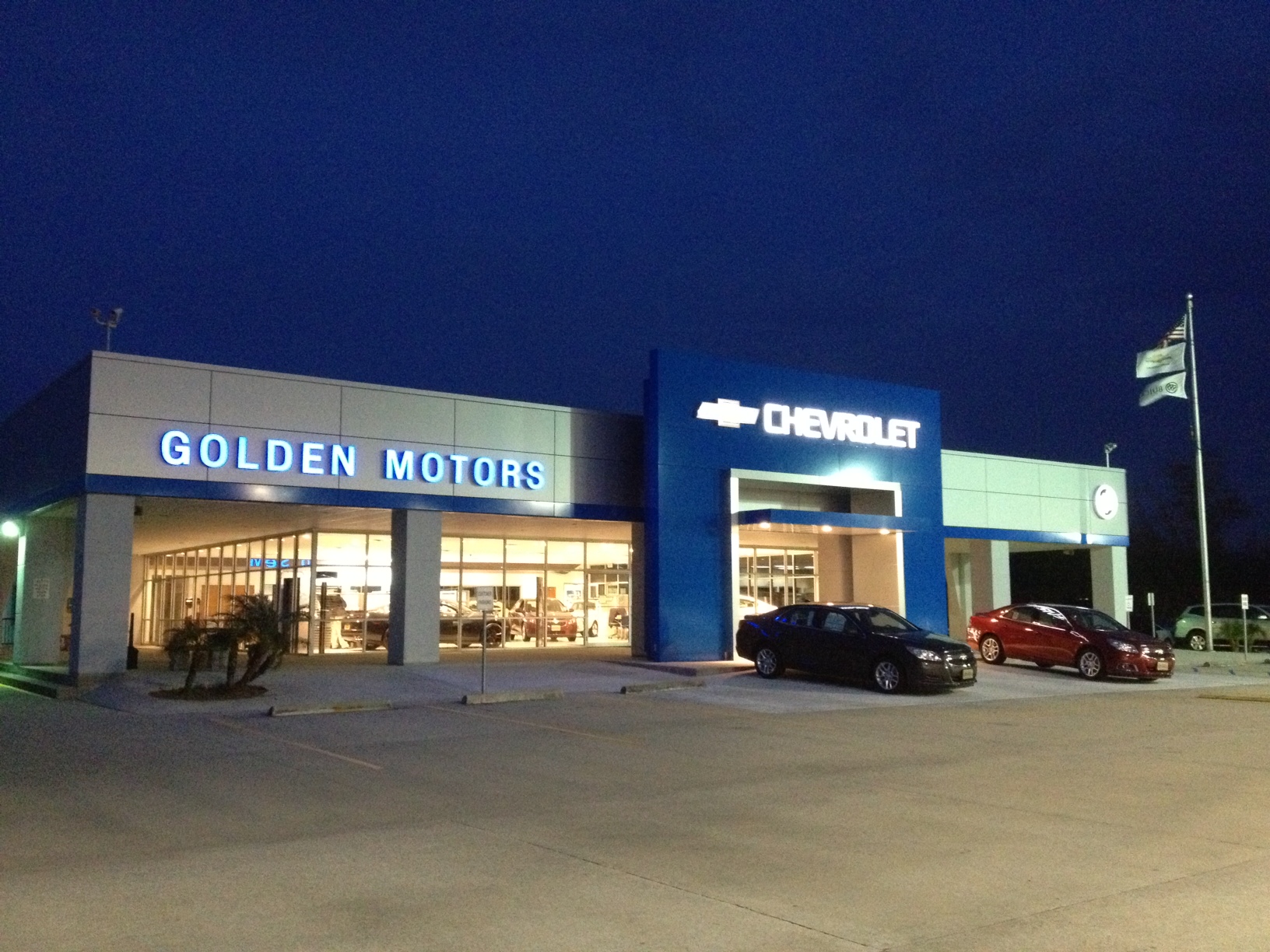 Golden Motors Cut Off La