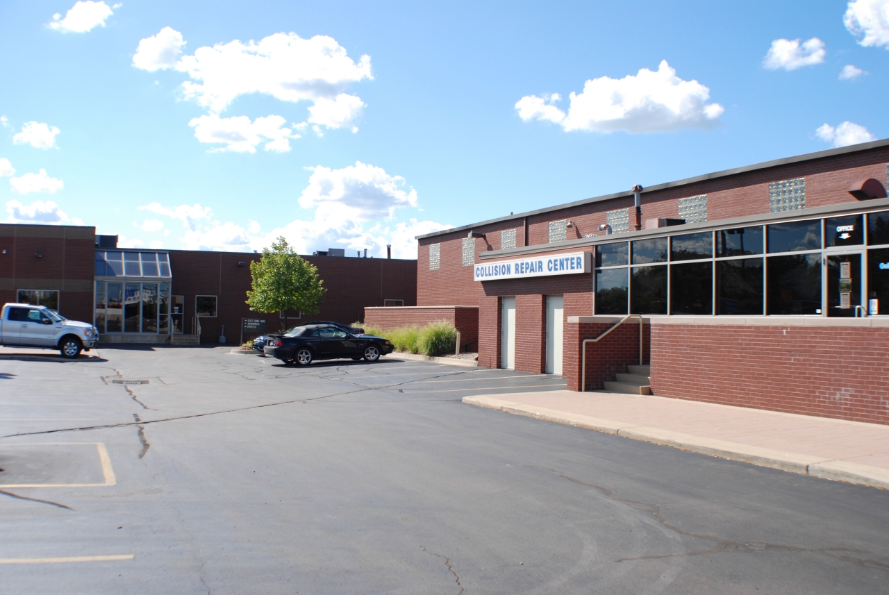 North Brothers Ford Westland, MI