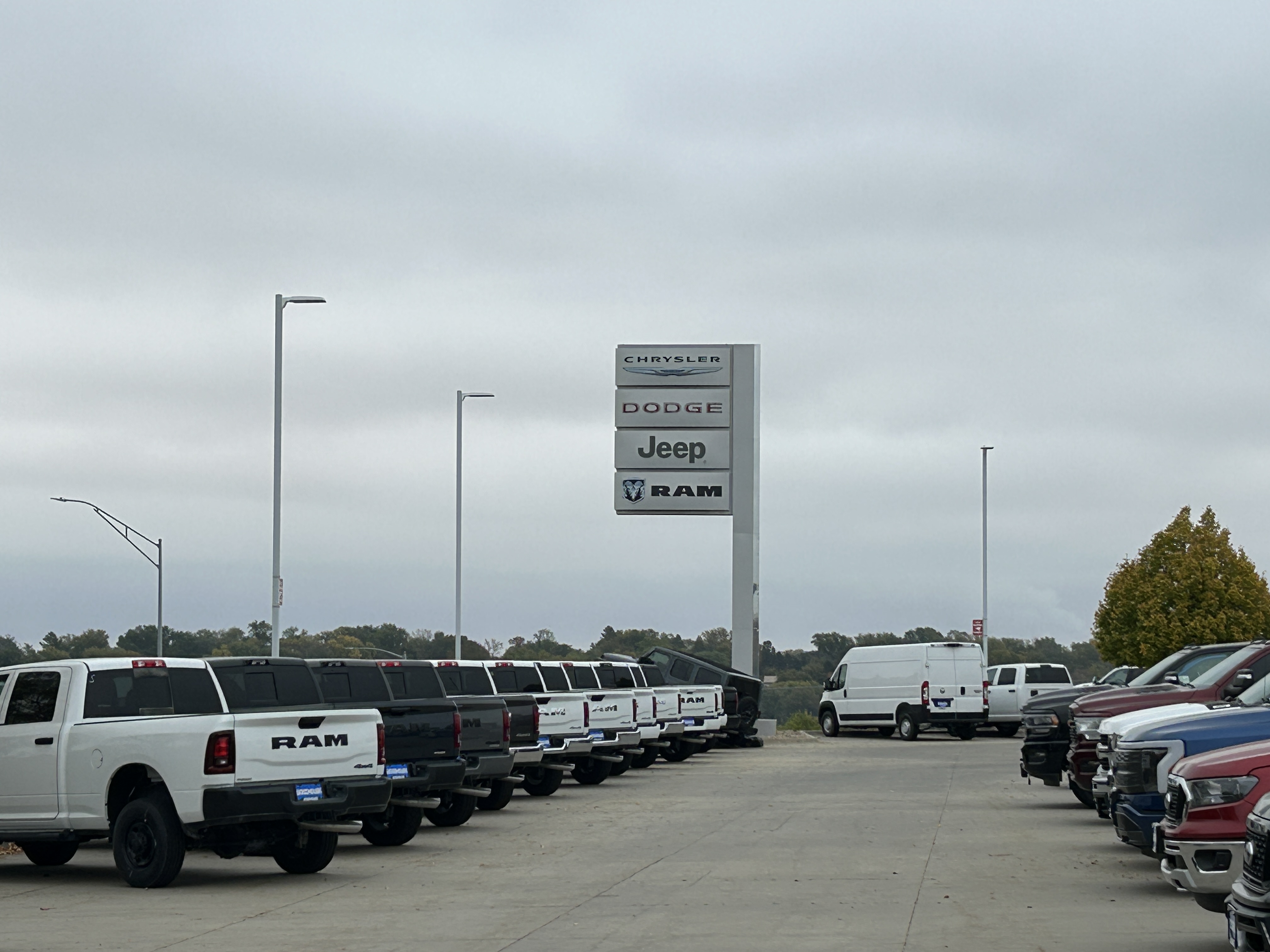 Woodhouse Chrysler Dodge Jeep Ram Bellevue
