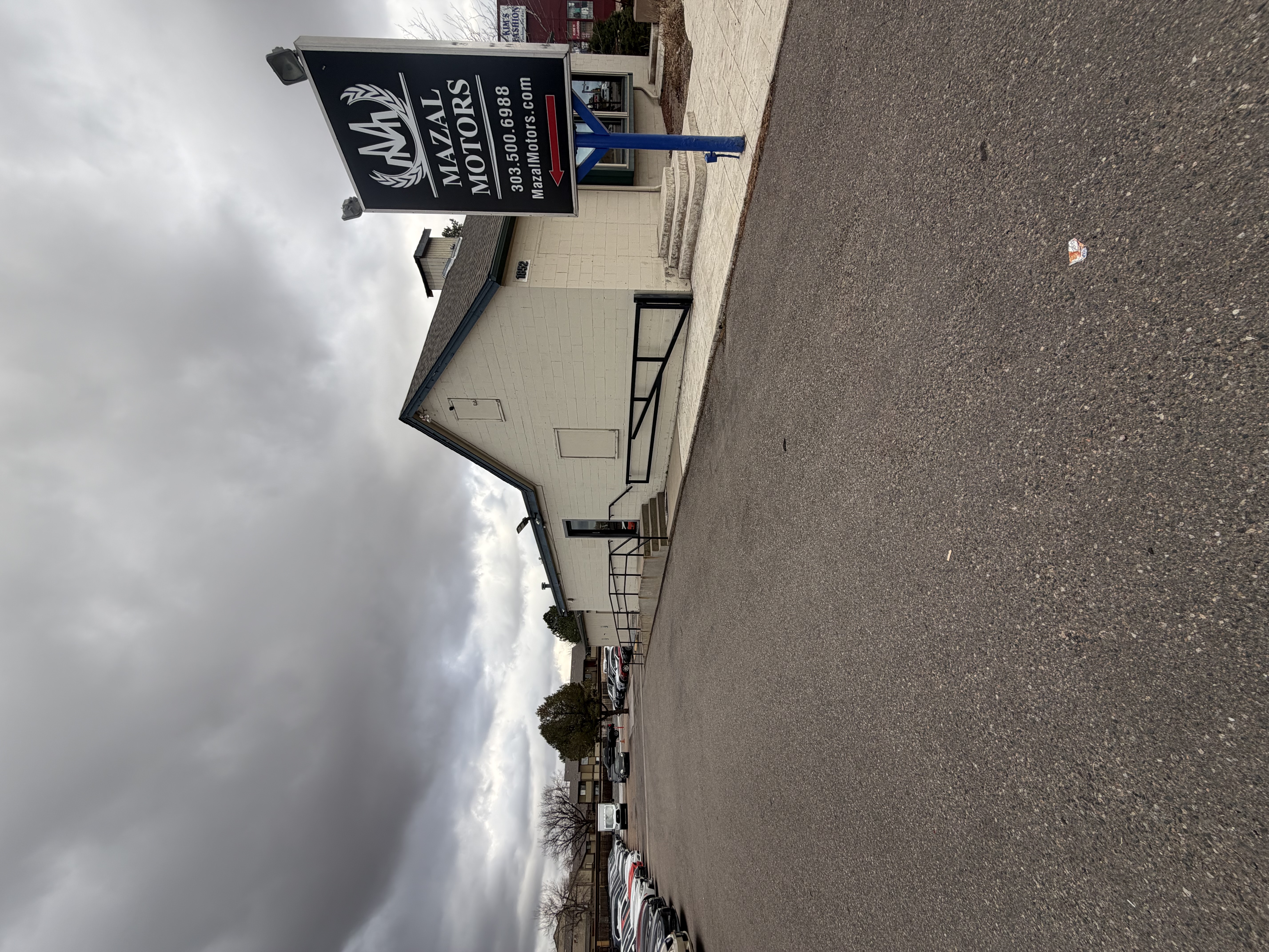 Dealer photo