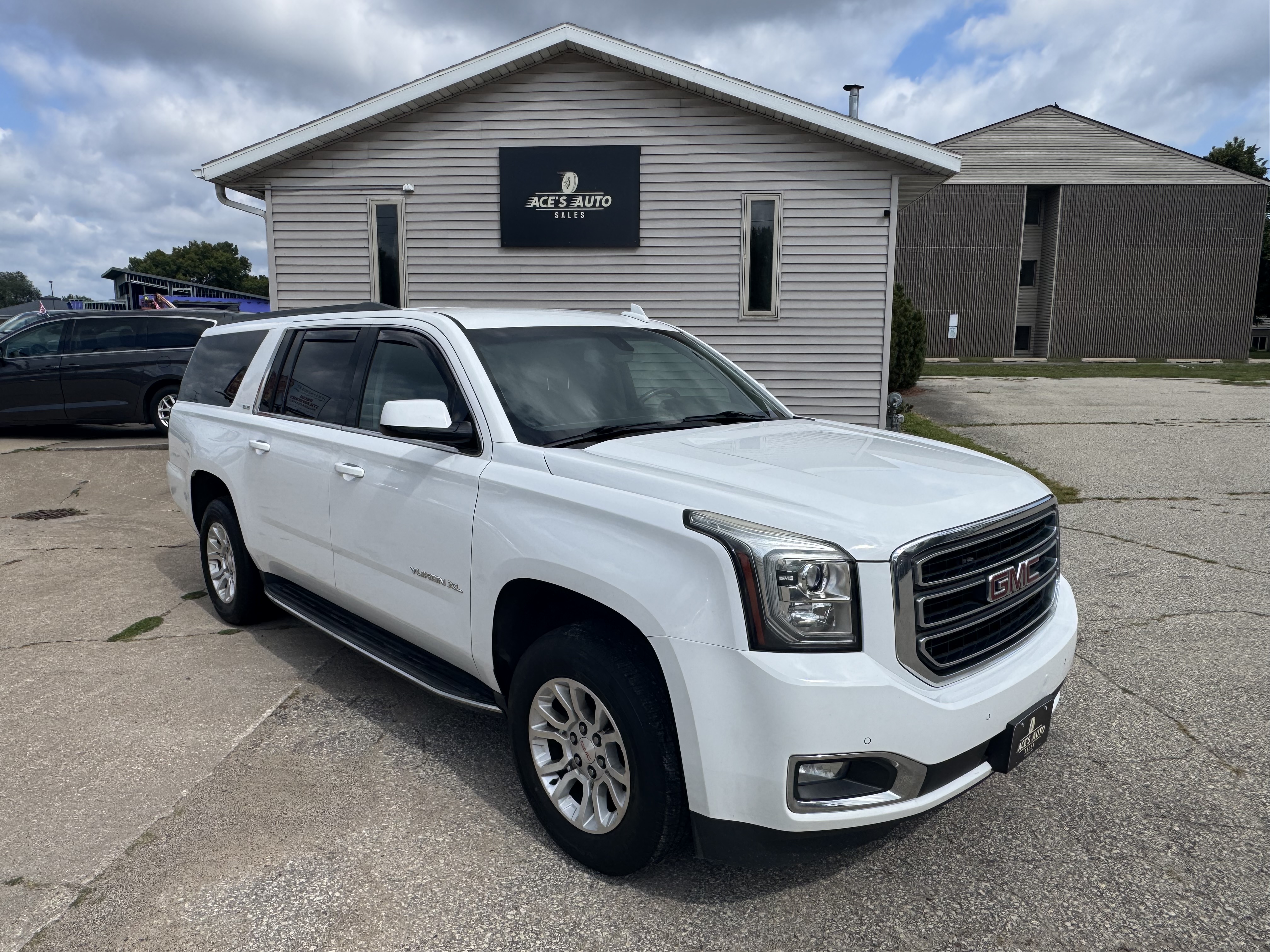 Dealer photo